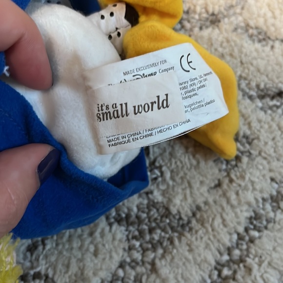 Disney It’s a Small World Dutch Girl Plush - Picture 3 of 5